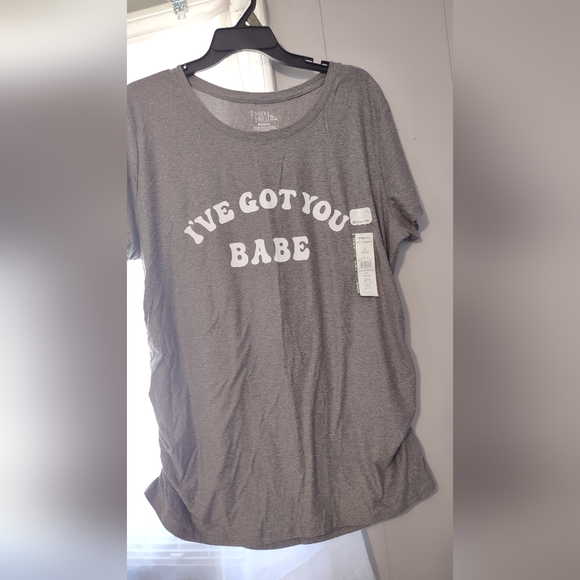 3 maternity tops - Picture 15 of 16